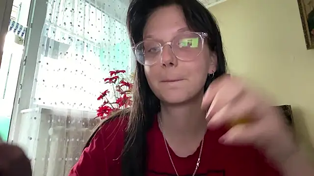 Snapshot of HeatherMiley chatting on 21, 7, 2026 HeatherMiley online show from 21, 7, 2026