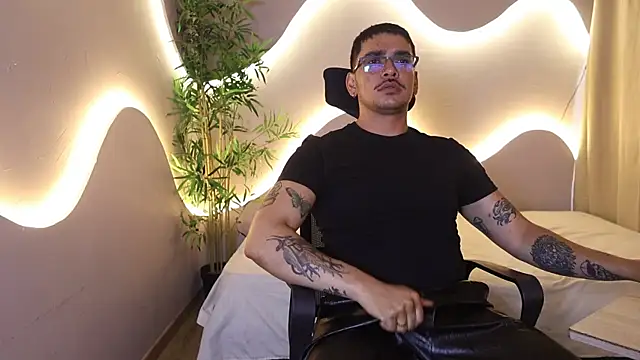 xdaniruiz online show from 28, 7, 2026