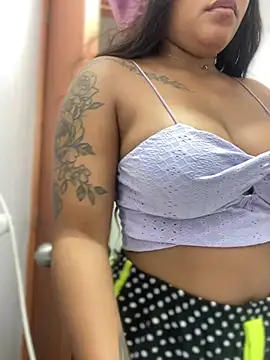 Snapshot of riri_brunnete chatting on 22, 2, 2025 riri brunnete online show from 22, 2, 2025