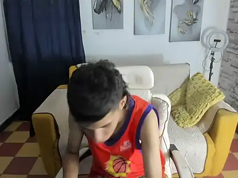 Snapshot of raul_silva chatting on 23, 7, 2026 raul silva online show from 23, 7, 2026