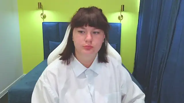 Emilly Morgan online show from 24, 7, 2026