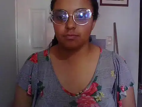 Snapshot of Valeryyyy_ chatting on 23, 7, 2026 Valeryyyy online show from 23, 7, 2026