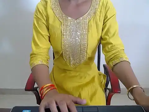 Snapshot of Sizzling_Charu chatting on 27, 7, 2026 Sizzling Charu online show from 27, 7, 2026
