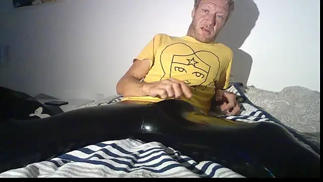 Snapshot of PumpStone chatting on 1, 8, 2026 PumpStone online show from 1, 8, 2026