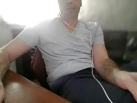 Snapshot of trebor600 chatting on 24, 2, 2026 trebor600 online show from 24, 2, 2026