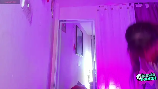 jessierocketx online show from 14, 11, 2025