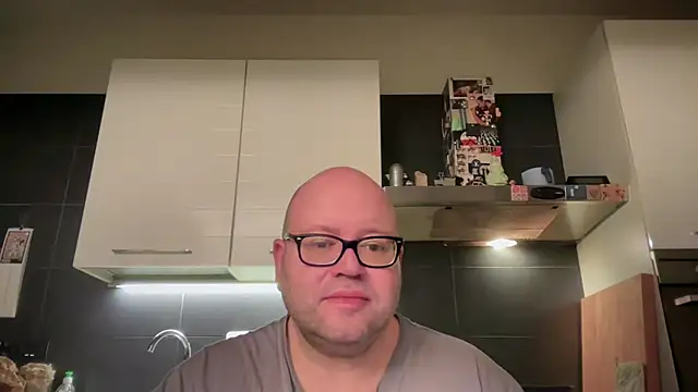 theitalianbear online show from 15, 3, 2025