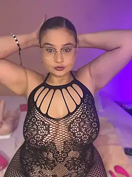 Renata-Saenz online show from 9, 8, 2026