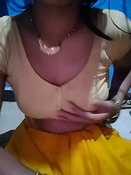 Snapshot of Hot_Maya_2 chatting on 9, 8, 2026 Hot Maya 2 online show from 9, 8, 2026