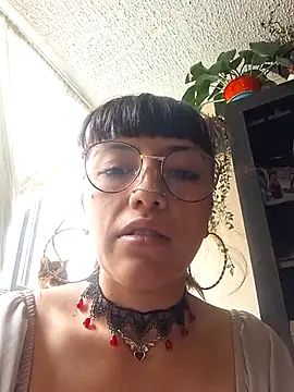 Cute hollywood1 online show from 29, 7, 2026
