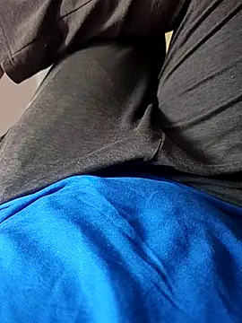 Snapshot of trendy_Squirreel chatting on 2, 8, 2026 trendy Squirreel online show from 2, 8, 2026