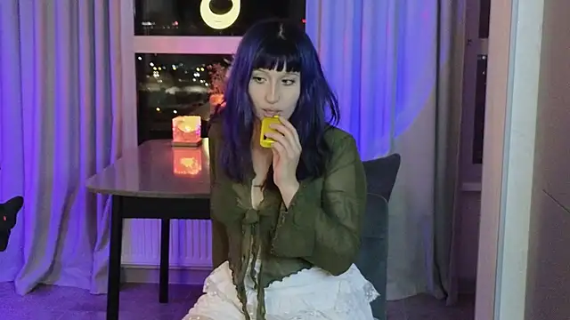 Snapshot of realIssadora chatting on 31, 7, 2026 realIssadora online show from 31, 7, 2026