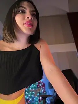 Snapshot of HannaBeckett chatting on 10, 12, 2024 HannaBeckett online show from 10, 12, 2024