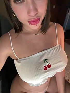 Snapshot of HannaBeckett chatting on 11, 12, 2024 HannaBeckett online show from 11, 12, 2024