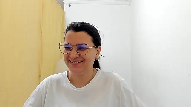 MARILYN GARCIA online show from 17, 10, 2025