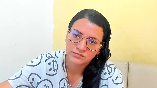 MARILYN GARCIA online show from 9, 4, 2026