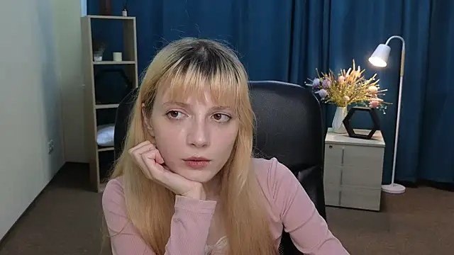 Snapshot of BuffyRidges chatting on 7, 8, 2026 BuffyRidges online show from 7, 8, 2026