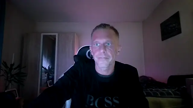 Snapshot of slaveboy2016@xh chatting on 27, 12, 2024 slaveboy2016xh online show from 27, 12, 2024