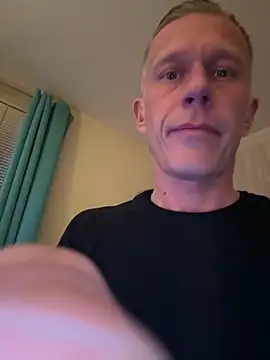 Snapshot of slaveboy2016@xh chatting on 27, 2, 2025 slaveboy2016xh online show from 27, 2, 2025