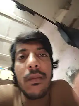 Snapshot of varun_xx chatting on 8, 8, 2026 varun xx online show from 8, 8, 2026