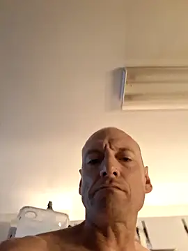Snapshot of Limpshit chatting on 8, 8, 2026 Limpshit online show from 8, 8, 2026