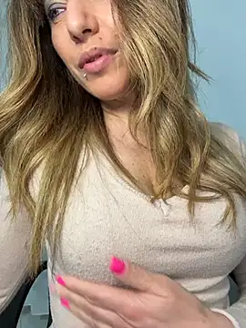 sexylenia online show from 6, 4, 2026