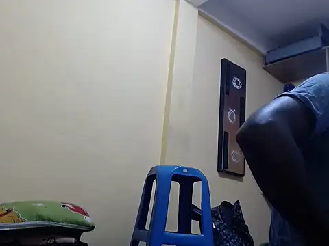 Snapshot of kurtbigcock chatting on 21, 5, 2026 kurtbigcock online show from 21, 5, 2026