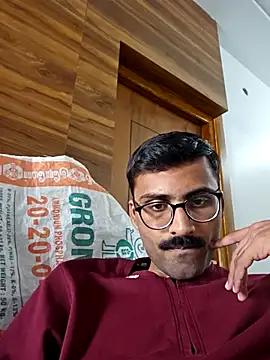 Snapshot of krishna8035 chatting on 27, 2, 2025 krishna8035 online show from 27, 2, 2025