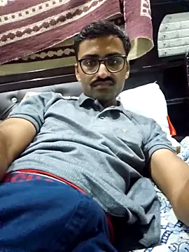 Snapshot of krishna8035 chatting on 21, 9, 2025 krishna8035 online show from 21, 9, 2025