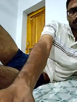 Snapshot of krishna8035 chatting on 25, 9, 2025 krishna8035 online show from 25, 9, 2025