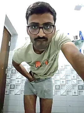 Snapshot of krishna8035 chatting on 26, 11, 2025 krishna8035 online show from 26, 11, 2025