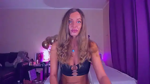 EmmaAbramson online show from 13, 11, 2025