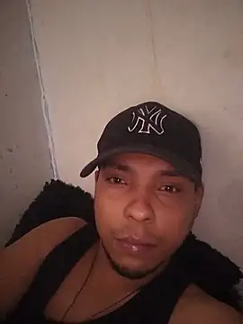 Snapshot of Corleone489 chatting on 15, 7, 2026 Corleone489 online show from 15, 7, 2026