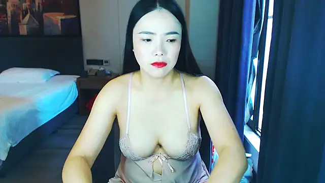 Snapshot of hianne chatting on 4, 6, 2026 hianne online show from 4, 6, 2026