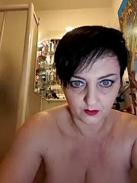 Snapshot of lucillabollente chatting on 22, 2, 2025 lucillabollente online show from 22, 2, 2025