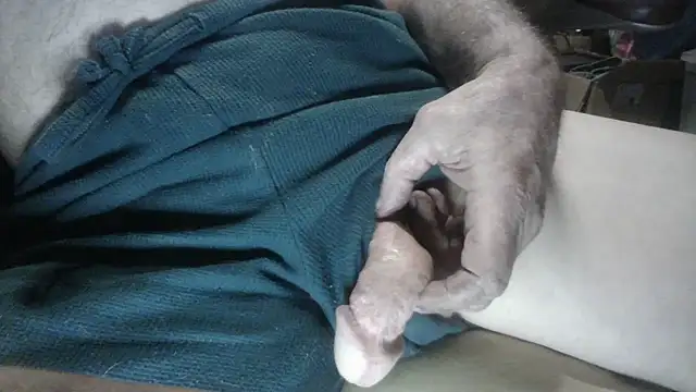 Snapshot of russtee chatting on 25, 2, 2026 russtee online show from 25, 2, 2026