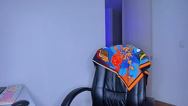 Lisegg  online show from 15, 4, 2026