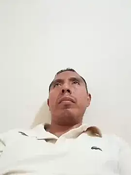 Snapshot of desnudo_Sexoxo chatting on 6, 1, 2025 desnudo Sexoxo online show from 6, 1, 2025