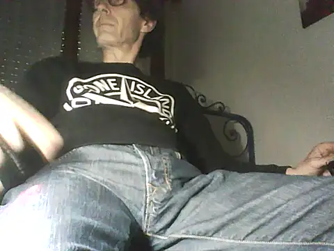 Snapshot of Moro_ra chatting on 7, 5, 2026 Moro ra online show from 7, 5, 2026