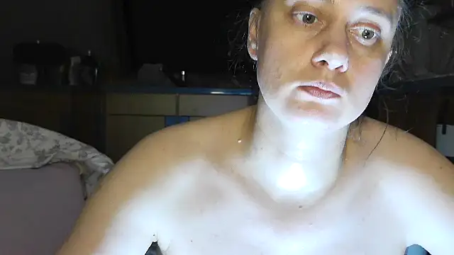 SexyAmanda32 online show from 28, 2, 2026