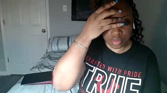 Sexymona1218 online show from 1, 3, 2025