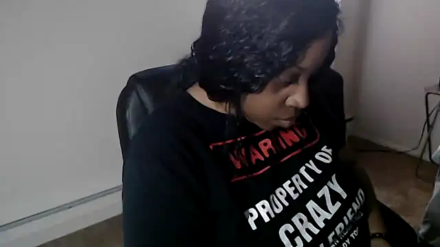 Sexymona1218 online show from 20, 12, 2025