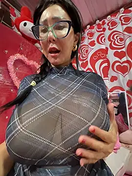 sweetieme online show from 12, 4, 2026