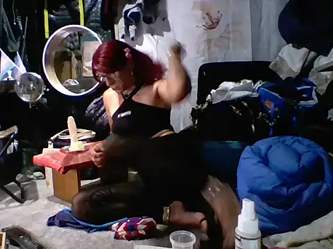 Snapshot of sissyvee chatting on 12, 9, 2025 sissyvee online show from 12, 9, 2025