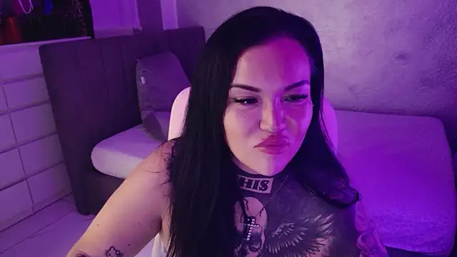 Snapshot of _MelinaCurves_ chatting on 3, 7, 2026 MelinaCurves online show from 3, 7, 2026