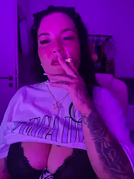 Snapshot of _MelinaCurves_ chatting on 28, 7, 2026 MelinaCurves online show from 28, 7, 2026