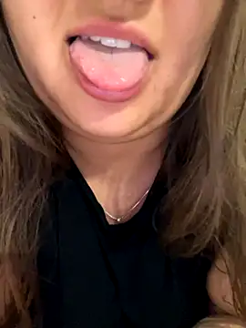 Snapshot of Jane_BBW chatting on 19, 9, 2025 Jane BBW online show from 19, 9, 2025