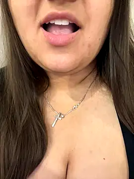 Snapshot of Jane_BBW chatting on 2, 10, 2025 Jane BBW online show from 2, 10, 2025