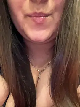 Snapshot of Jane_BBW chatting on 3, 10, 2025 Jane BBW online show from 3, 10, 2025