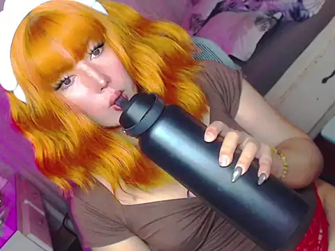Snapshot of HOTnWILDalice chatting on 22, 6, 2026 HOTnWILDalice online show from 22, 6, 2026